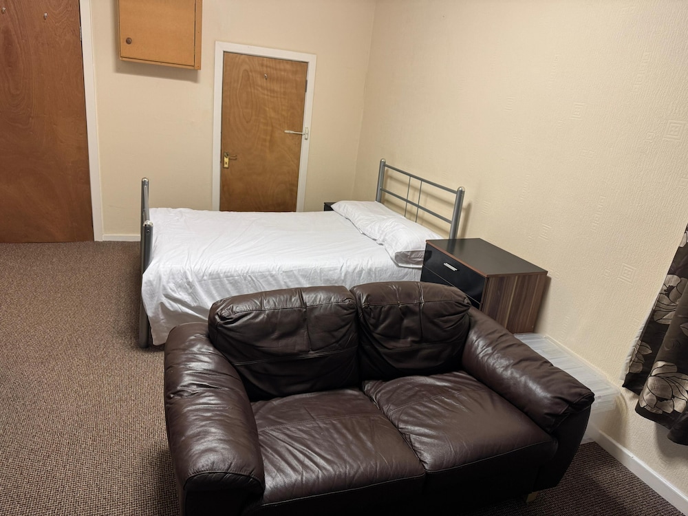 Woodfield Lodge Apartments