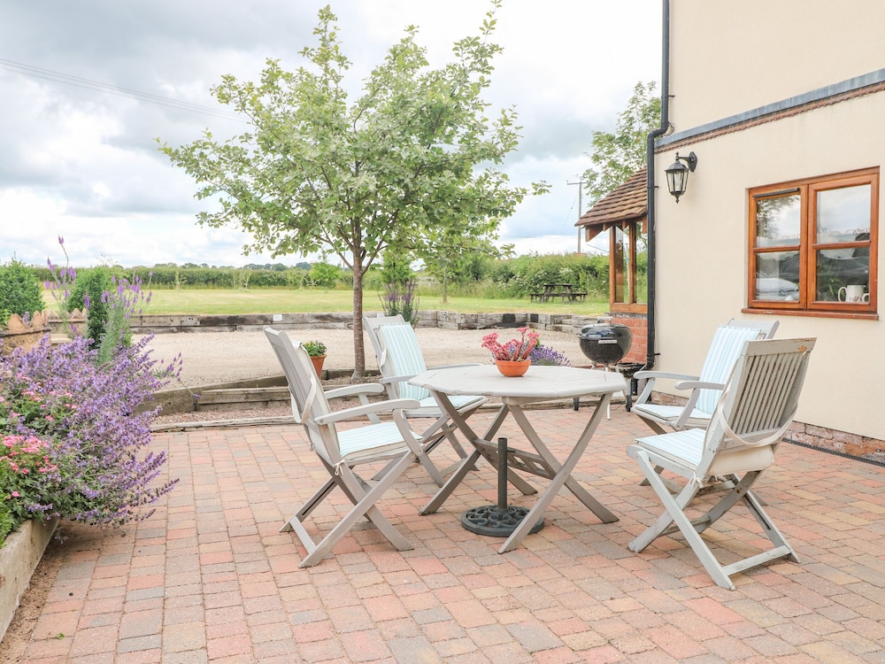 Bellamour End Cottage