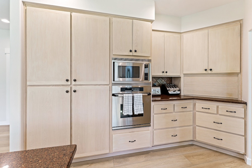 12 Siskin 5 Bedroom Home
