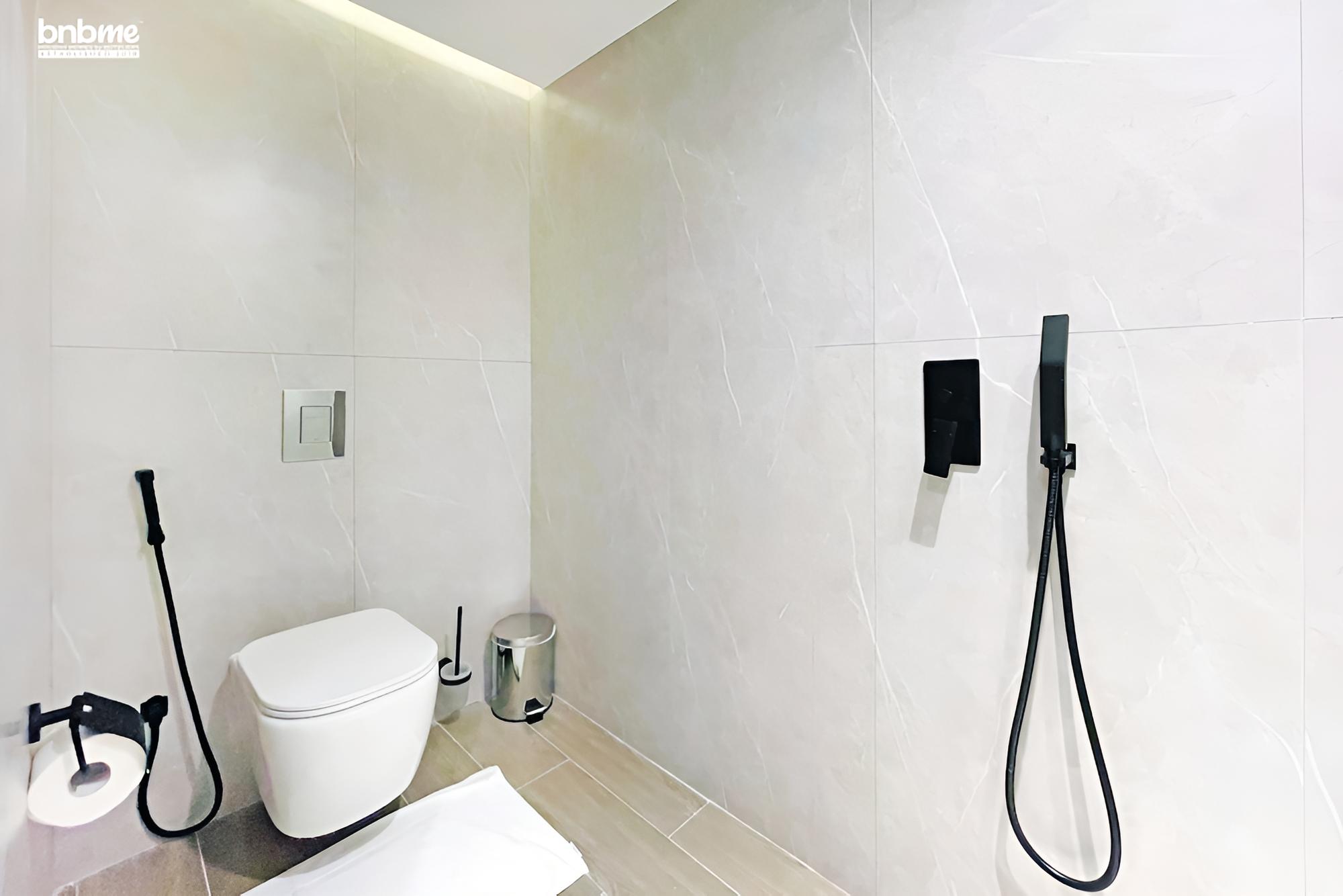 4B Amna Tower 6101 by bnbme homes