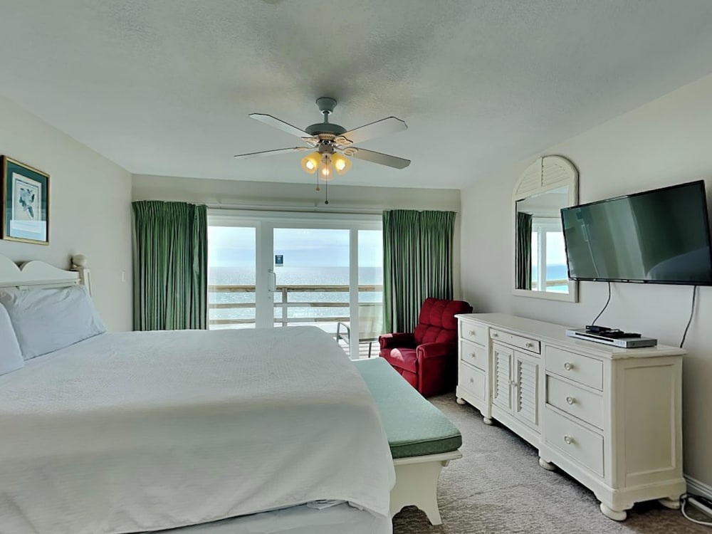 Anchor Townhome #5 by Southern Vacation Rentals view 3
