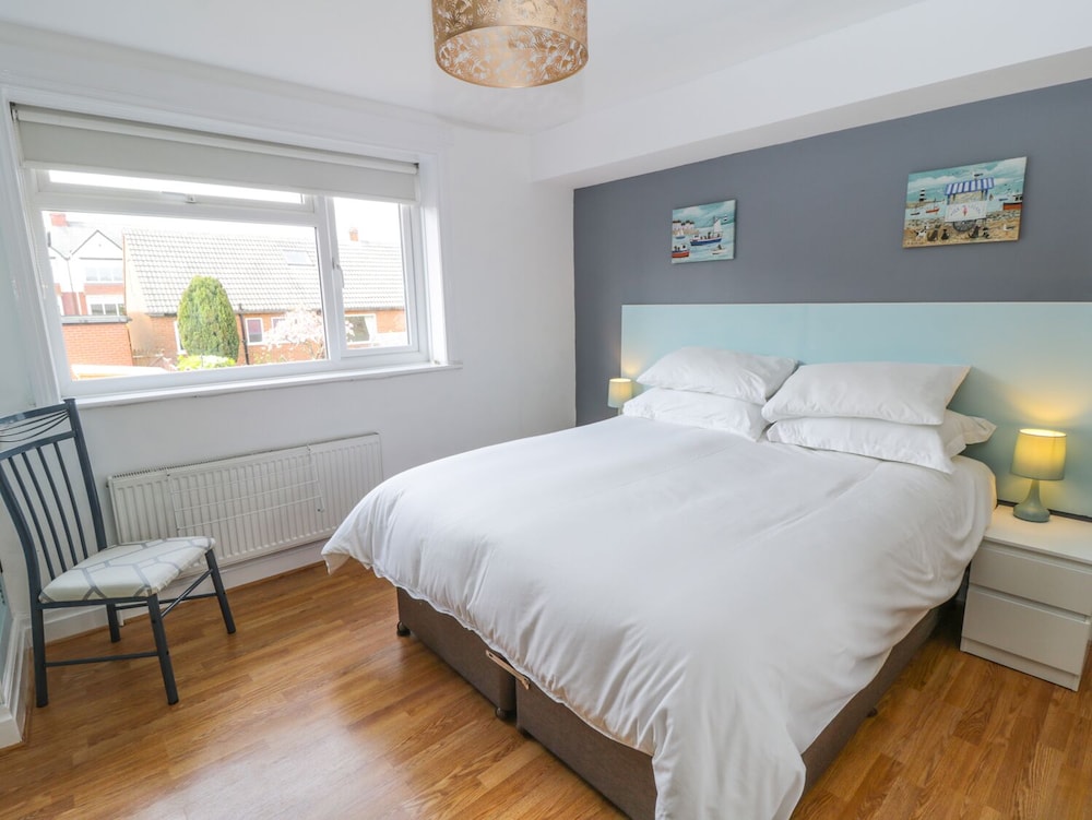 53 Burniston Road view 4