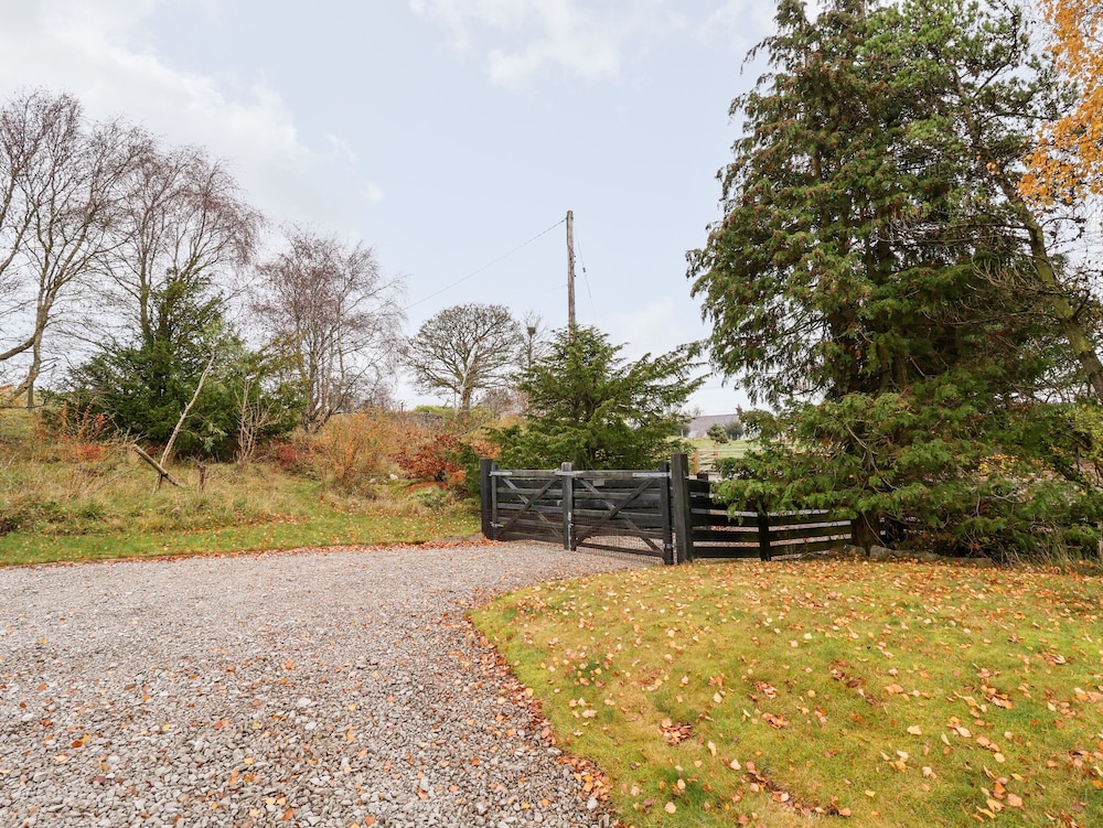 Tyn-y-mynydd Bach