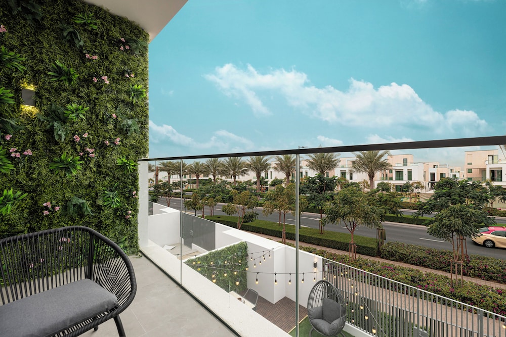 Arabian Ranches 3 Luxury 4 Bedroom Villa