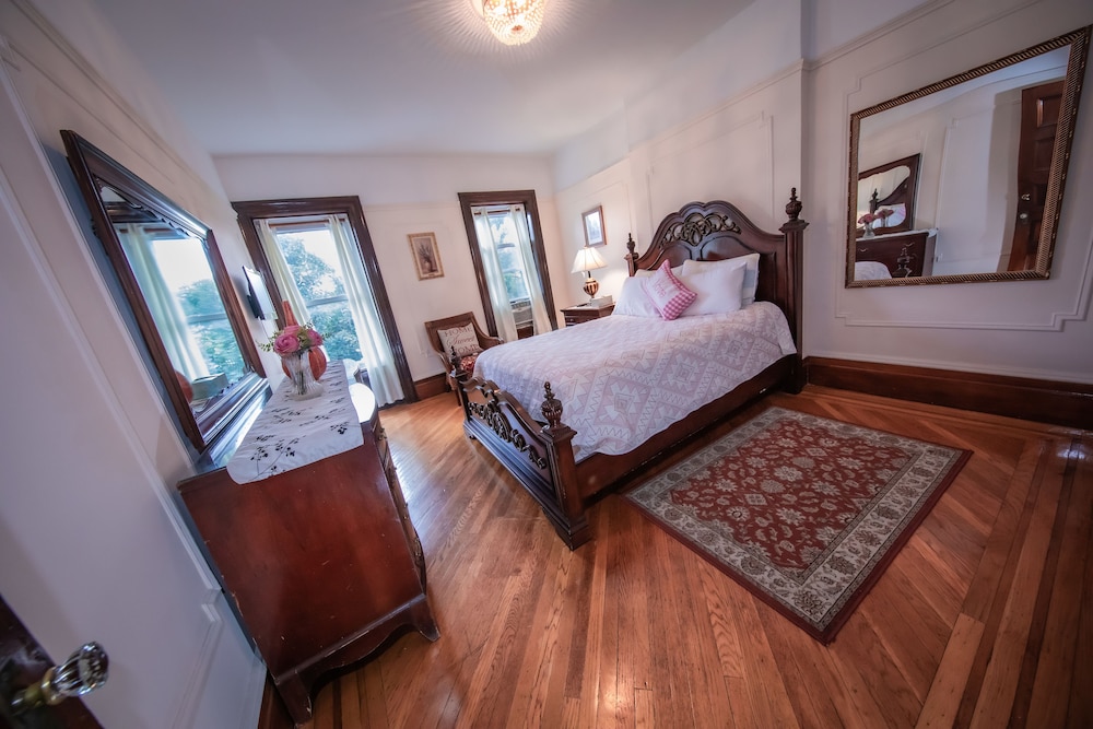 Lefferts Gardens Residence B&B