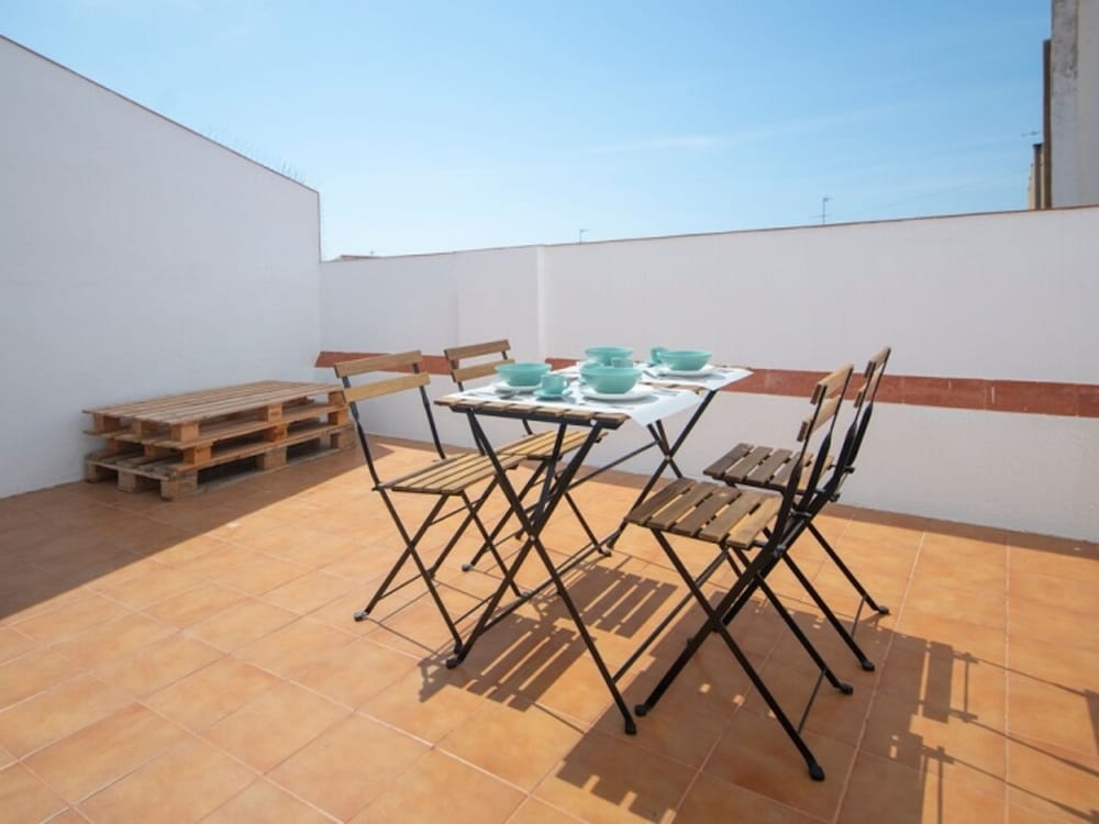 Th04 Atico con Terraza y Aire Acond en Taragona
