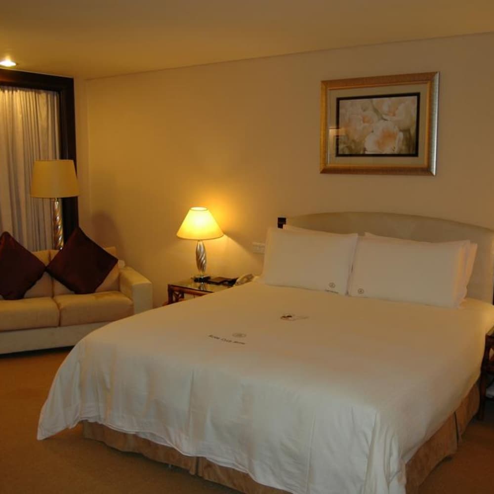 Kande Club Hotel