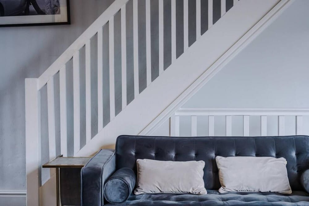 Host Apartments The Kensington Townhouse