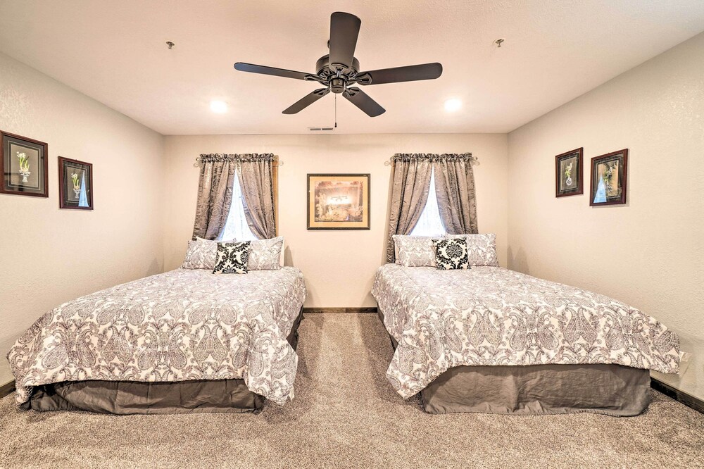 Cozy Hollister Cabin: Perfect for Families! view 4