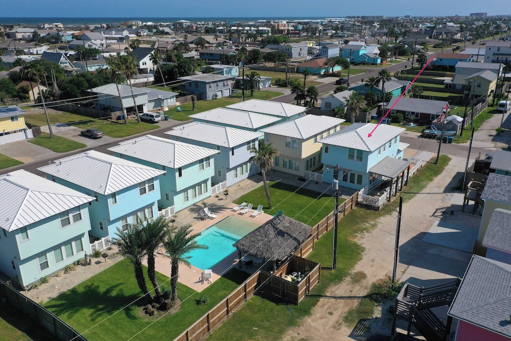 Pool Access, Private Patio Living, Near the Beach Seahorse Cove by Avantstay