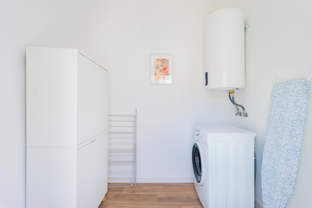 Seaside Modern Flat II at Cascais