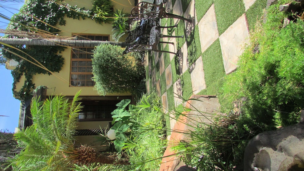 Belurana Collection Victoria Manor