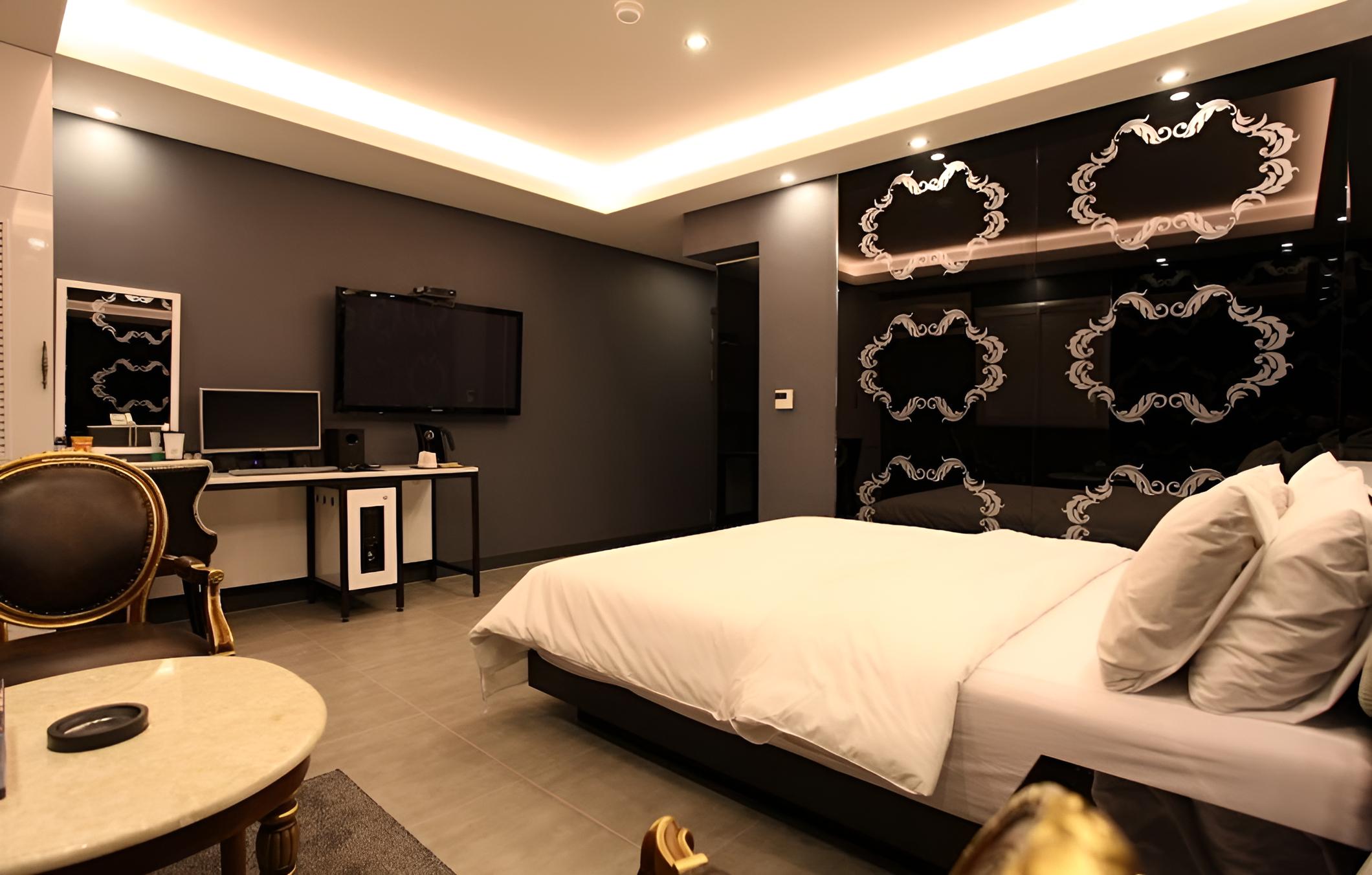 S-Petite Hotel