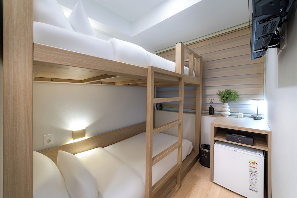Hi Seoul Hostel Myungdong West