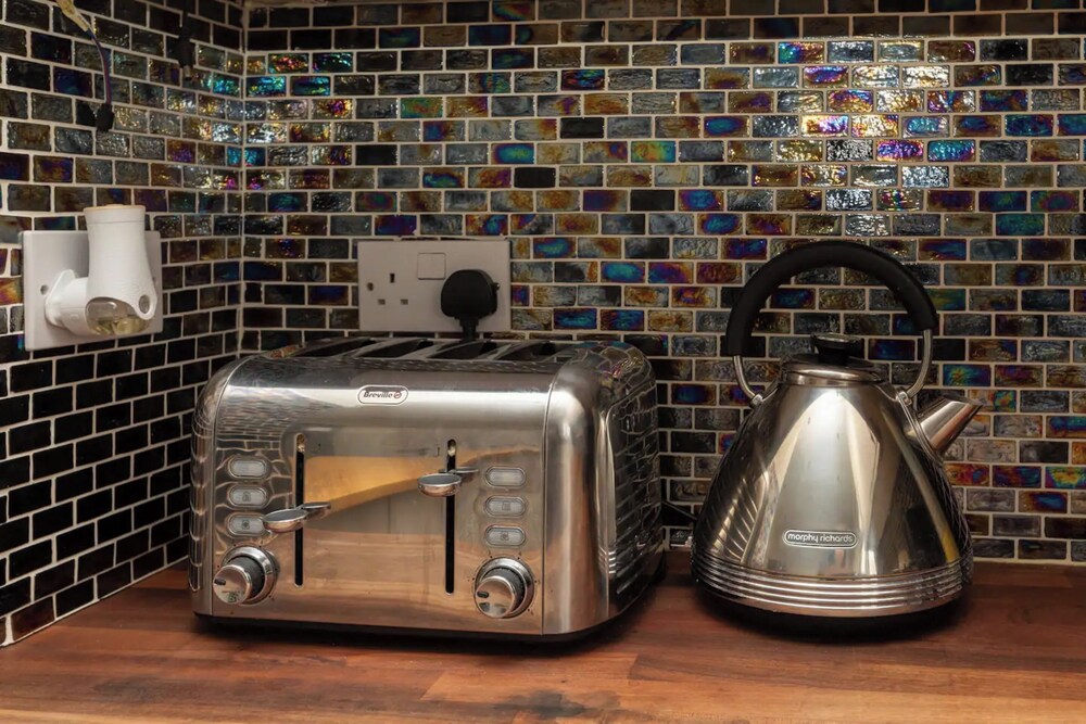 Beautiful 3BD Garden Flat - Tooting!