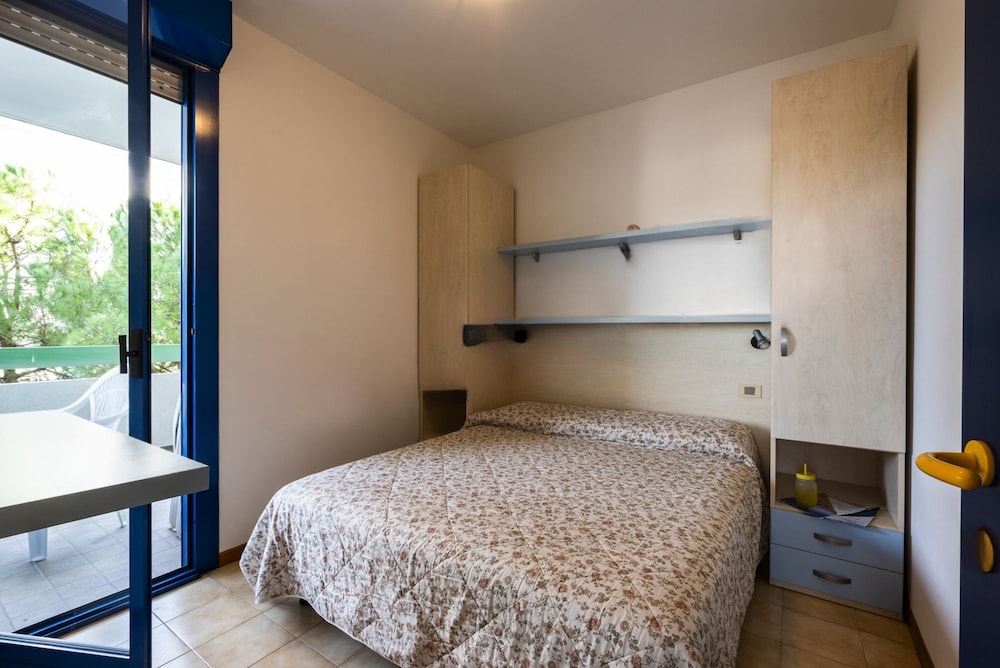 Cozy Bibione Apartment With Comfortable Terrace