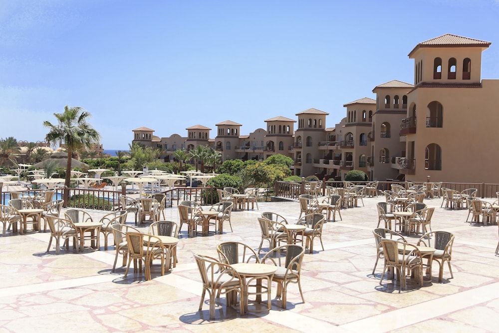 Pensee Royal Garden Beach Resort