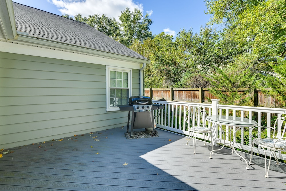 13 Mi to Annapolis: Dog-friendly Crofton Home! - Property Image 2