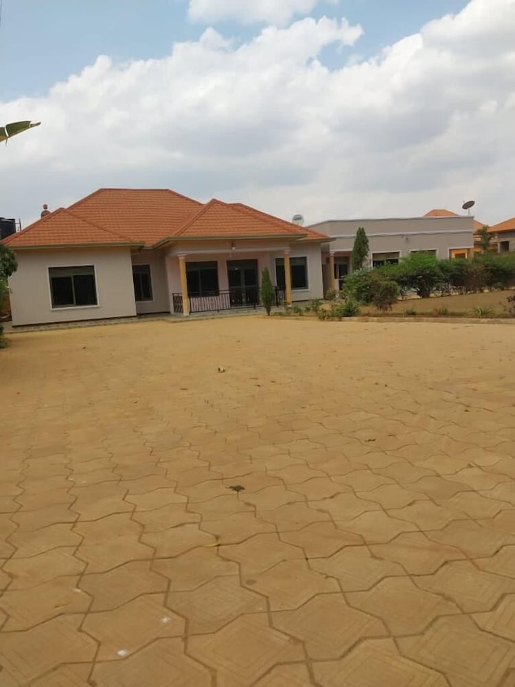 COMFORT VILLA APARTMENT view 4