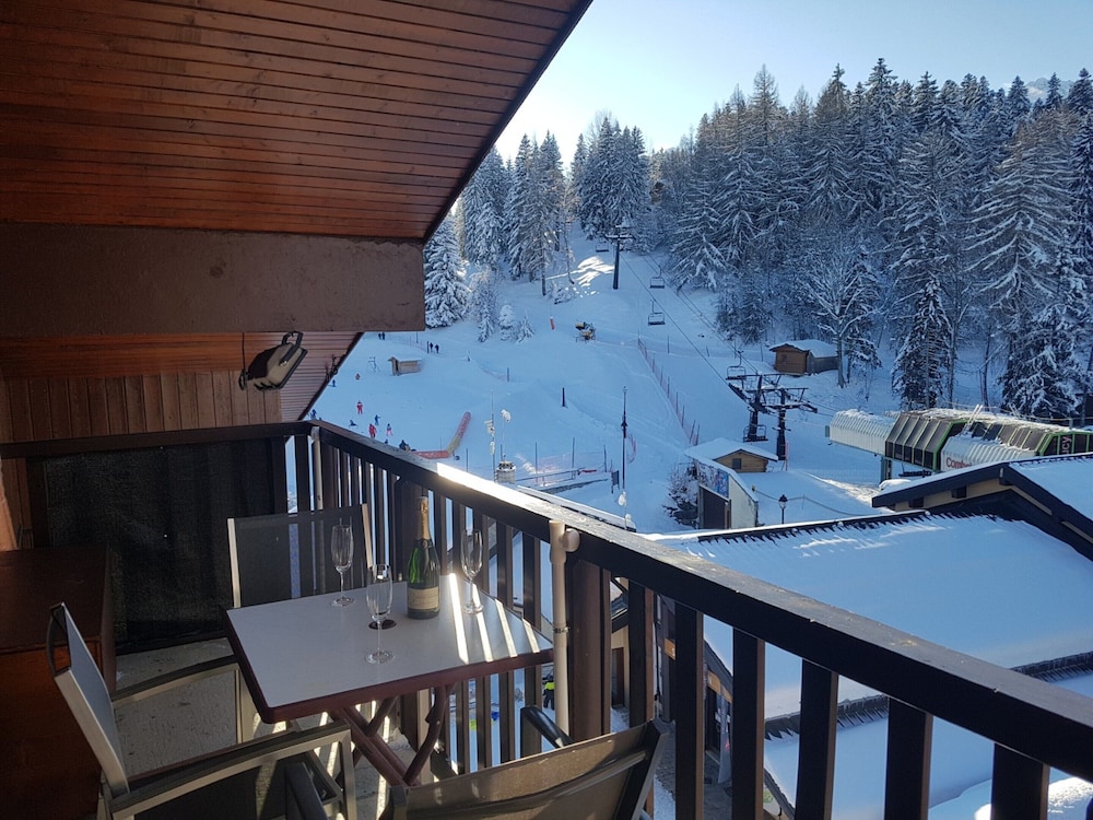 Studio in France With Ski Slope Access
