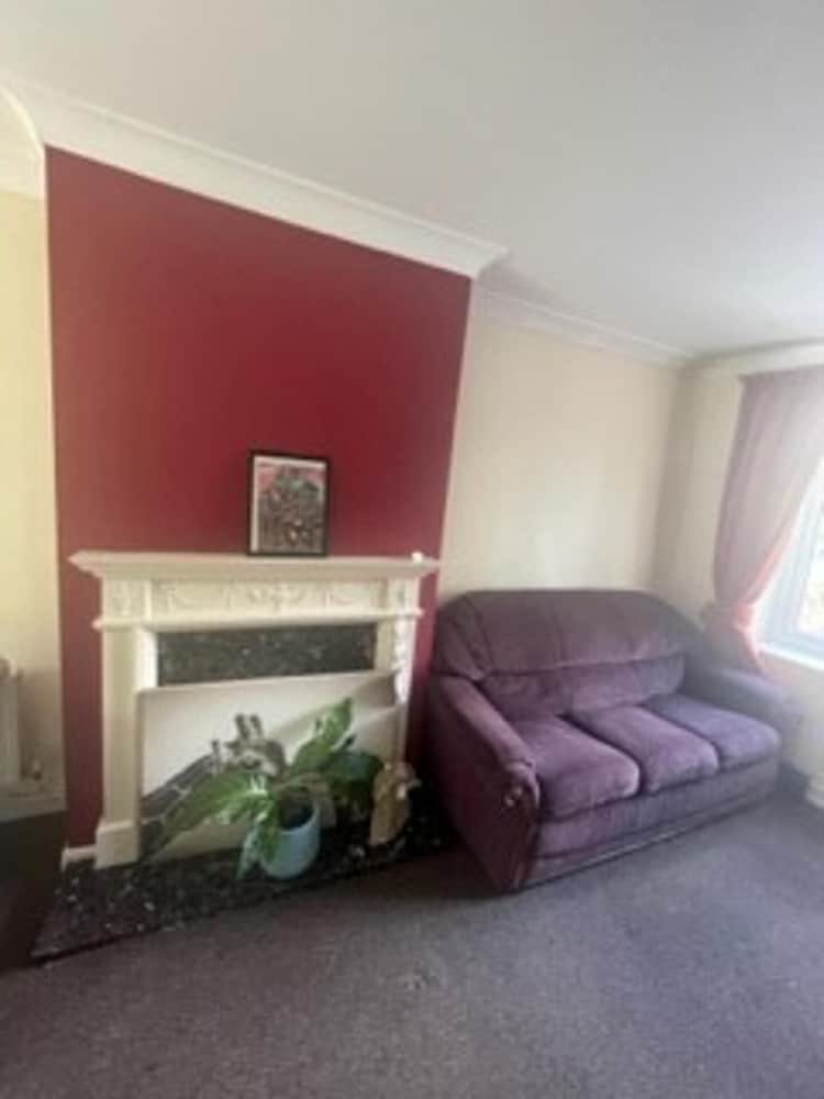 Luxurious 5-bed House in Norwich view 5