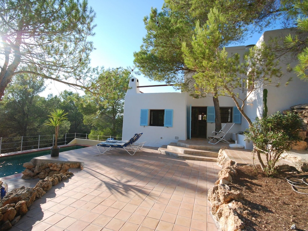 Villa in Ibiza Near Stunning Beaches photo 3