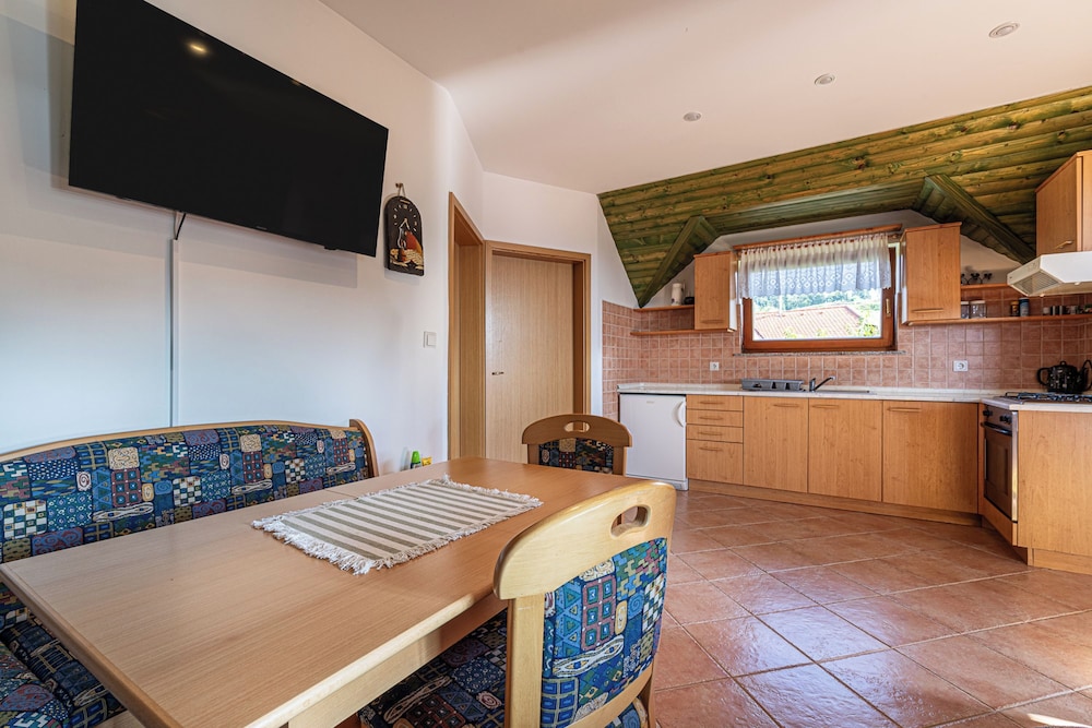Vineyard Cottage Brodaric