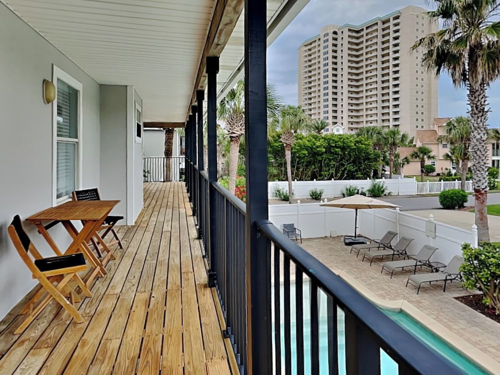 Serenity Cottage by Southern Vacation Rentals