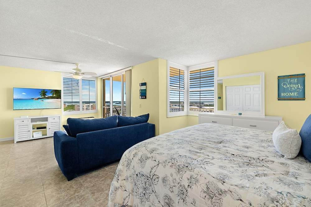 Estero Beach and Tennis PH2 view 2