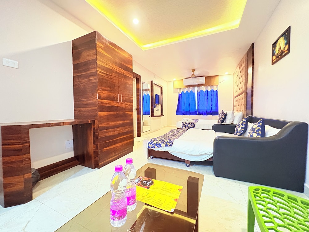 Hotel Rohit Rohini Puri