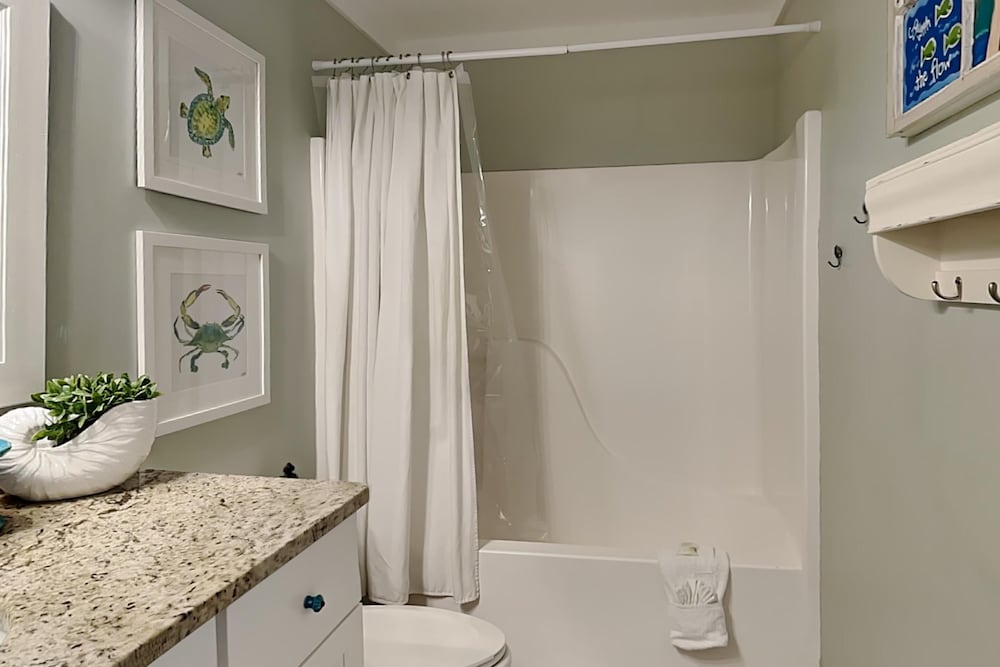 Tradewinds by Southern Vacation Rentals