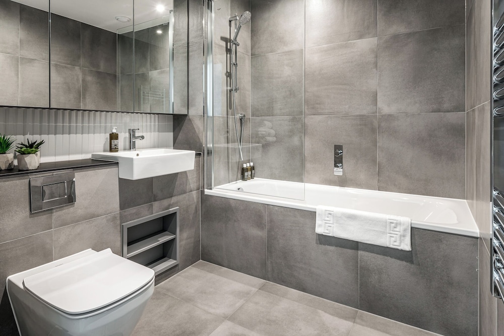 Stratford Apartments by Urban Rest