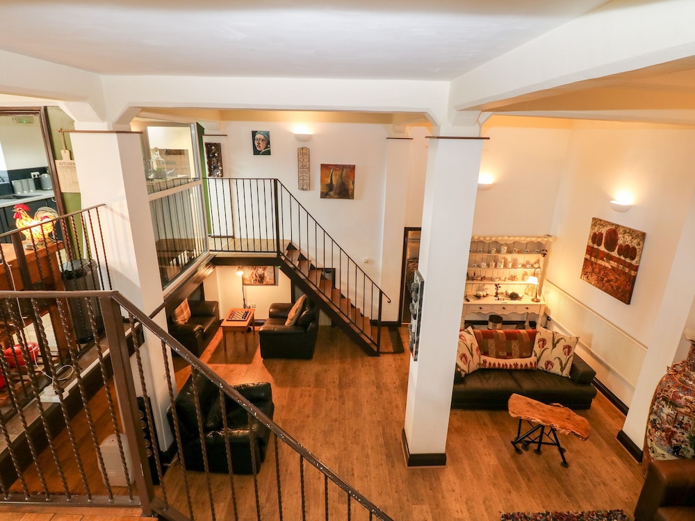 Cambridge Lodge view 2