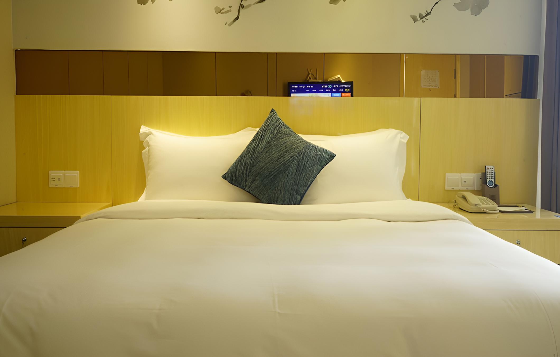 Paco Hotel Guangzhou Ouzhuang Metro Branch