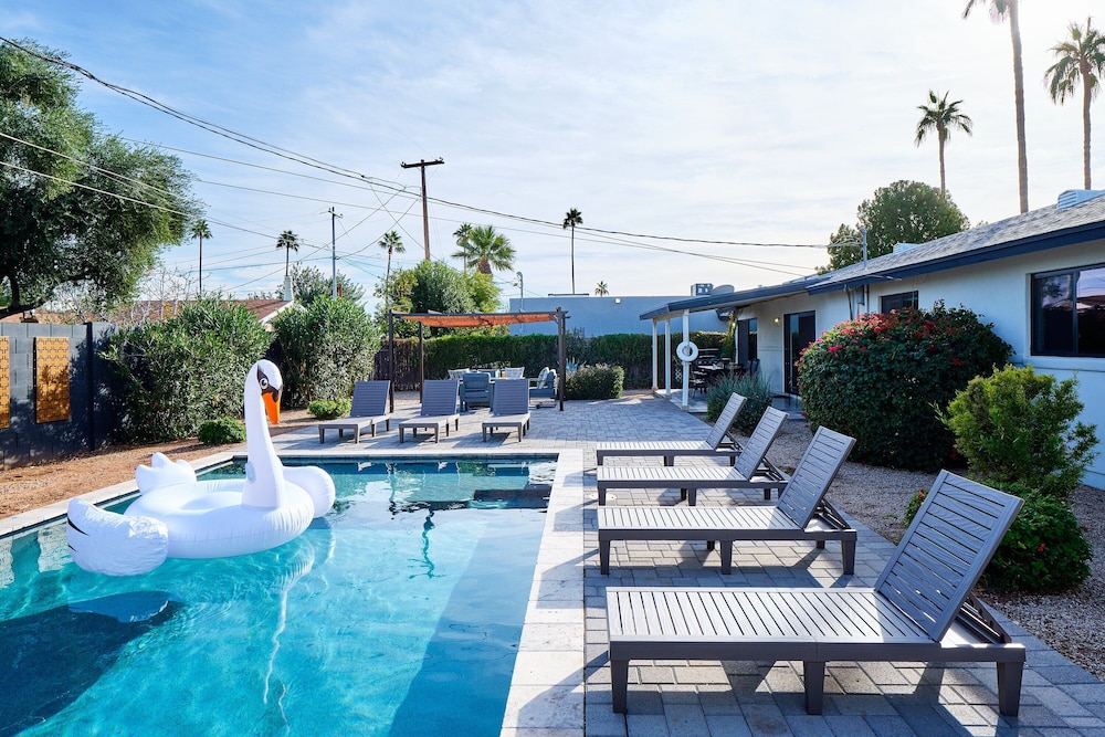 Disco in the Desert - Walk 2 Old Town - Pool Heat Available