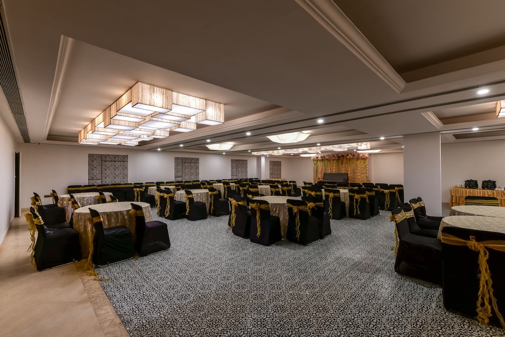 meeting & event spaces