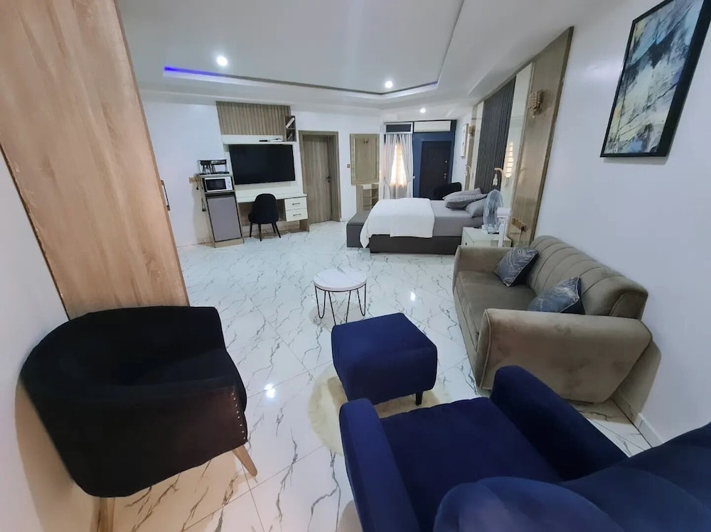 Uphoria Apartments
