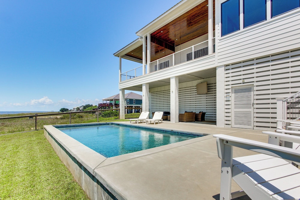 Luxury Beachfront Living! Epic Ocean Springs Home