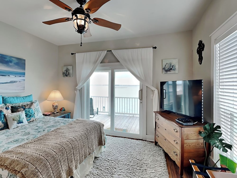 Casa Del Sol by Miss Kitty’s