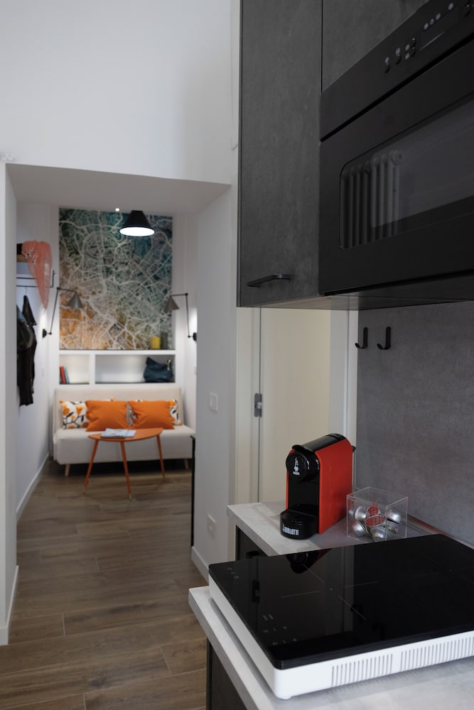 Style & Stone Guest House