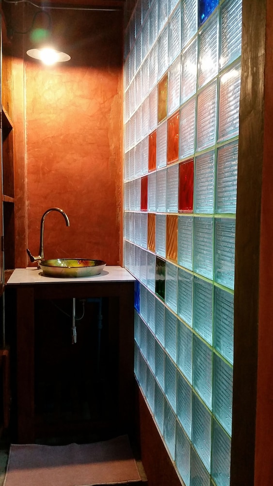 Nan De Panna Riverside Homestay