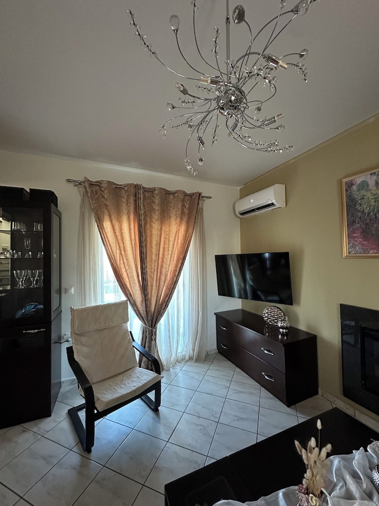 Denva Holiday Home