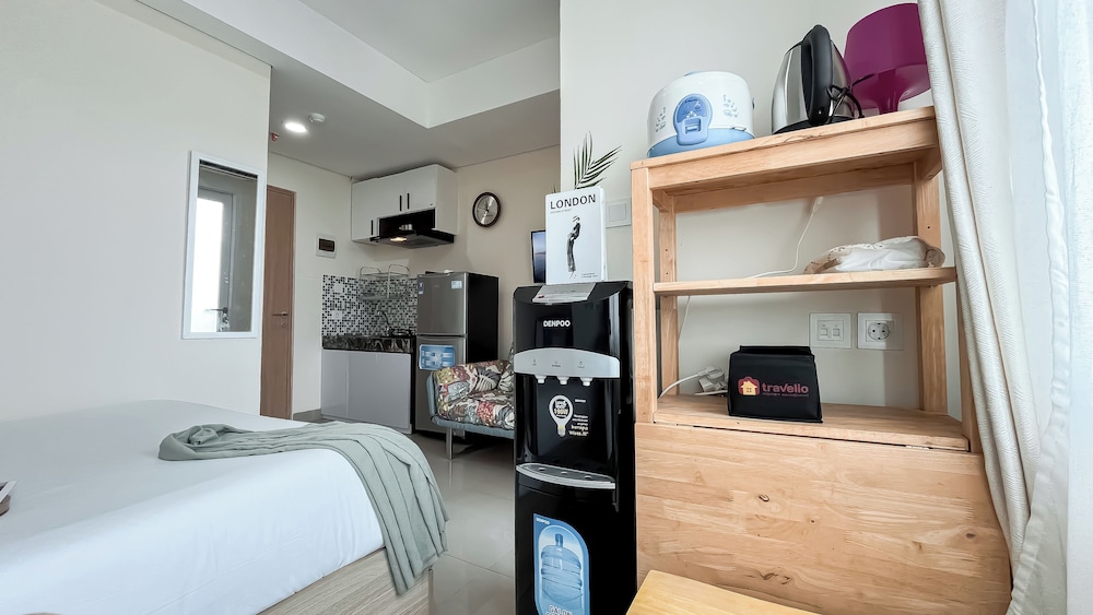 Homey And Best Deal Studio Apartment B Residence