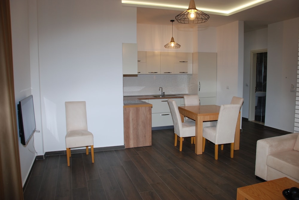 Sunrise Luxury Apartments photo 5