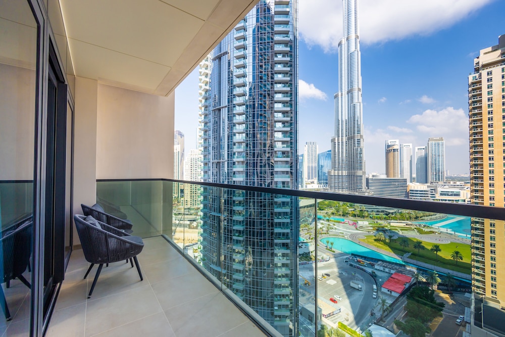 Amazing 3BR Burj Khalifa & Fountain View