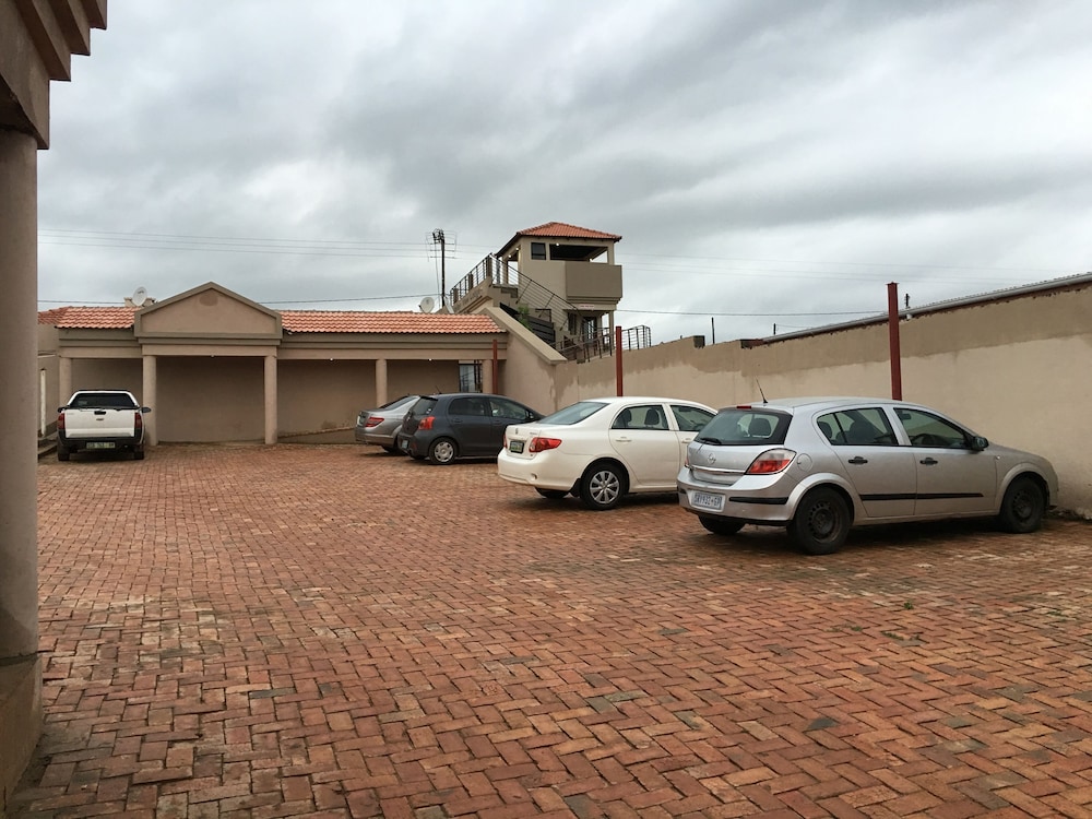 Valley View Lodge