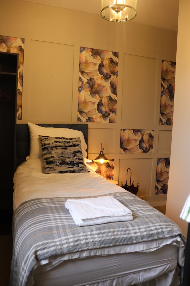 Rooms on The Prom