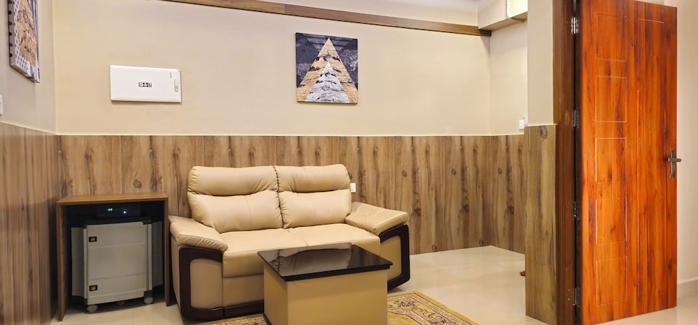 Alicos Residency