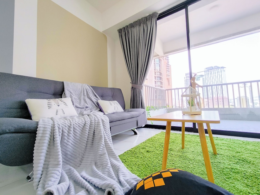 Plaza Berjaya by Manhattan Group