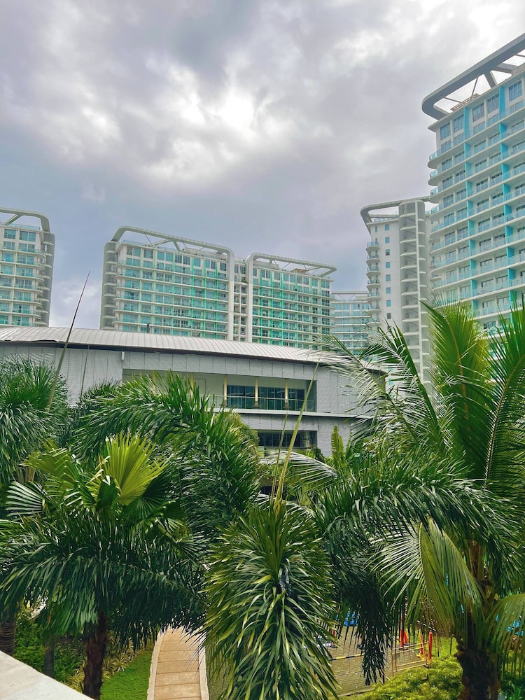 Last Minute Deal Azure Staycation June Promo!